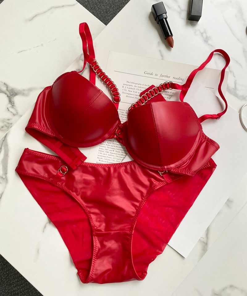 レザーライクデュレロンブラ＆ショーツ | 【公式】下着・ランジェリー