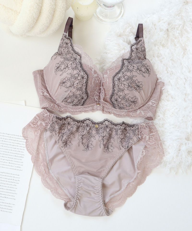 EFGカップ】Leene セレニティノンワイヤーブラ&ショーツ | 【公式